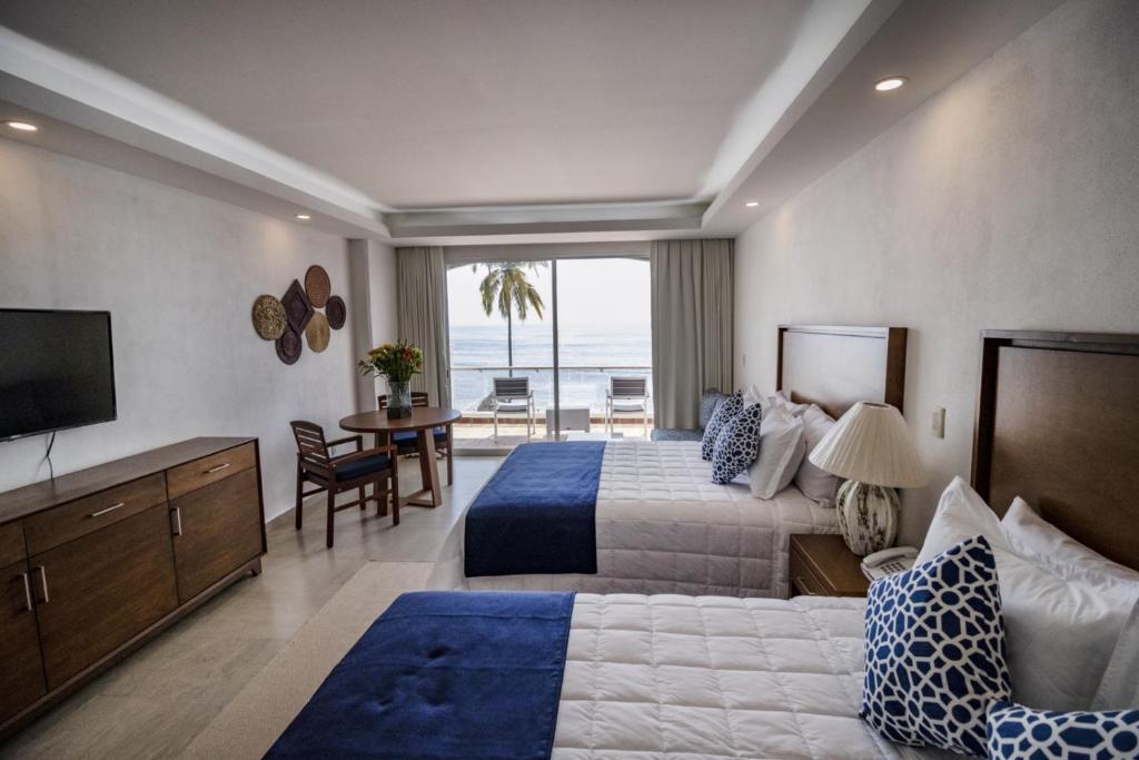 The Paramar Beachfront Boutique Hotel With Breakfast Included - Downtown Malecon