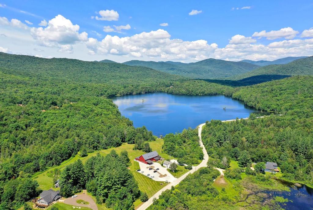 Mountain Meadows Lodge (Killington) 