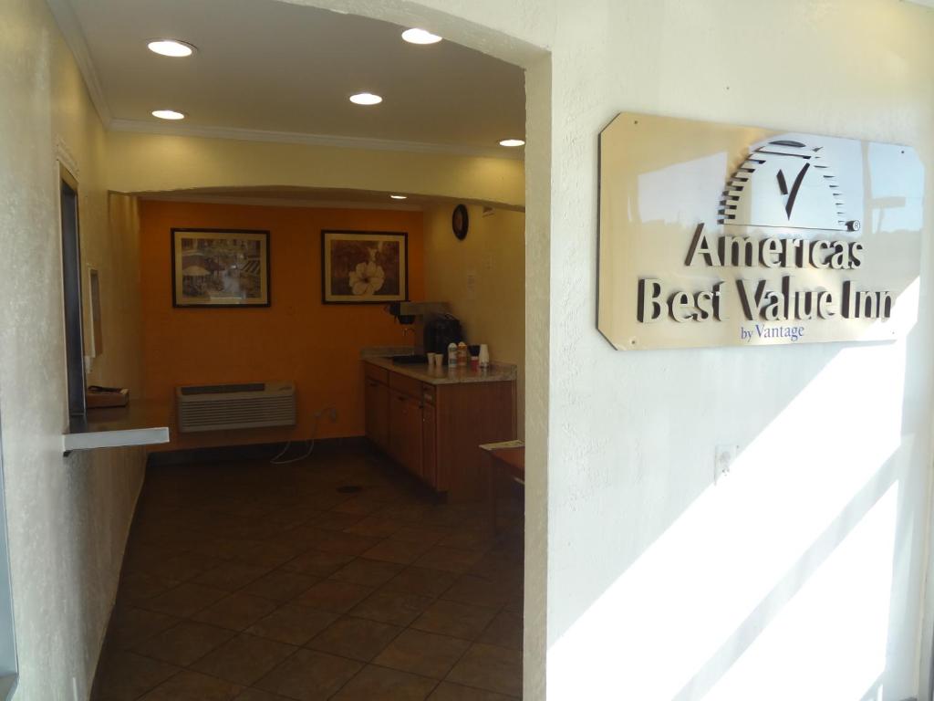 Americas Best Value Inn - Goldsboro